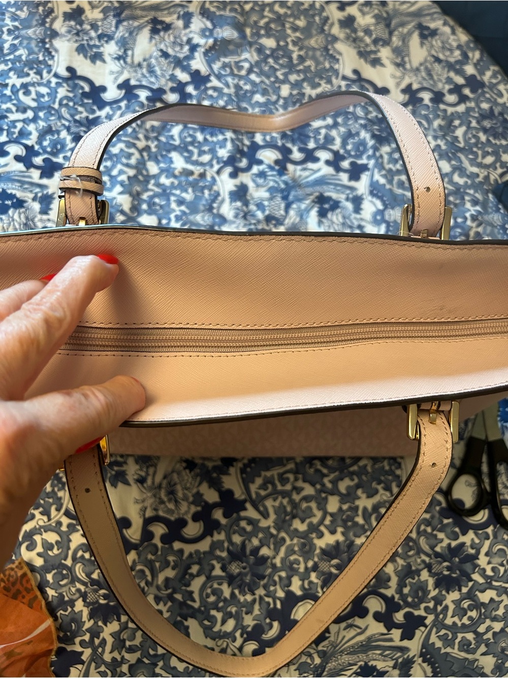 Michael Kors Blush Pink Logo Tote with MK Charm - Picture 6 of 10